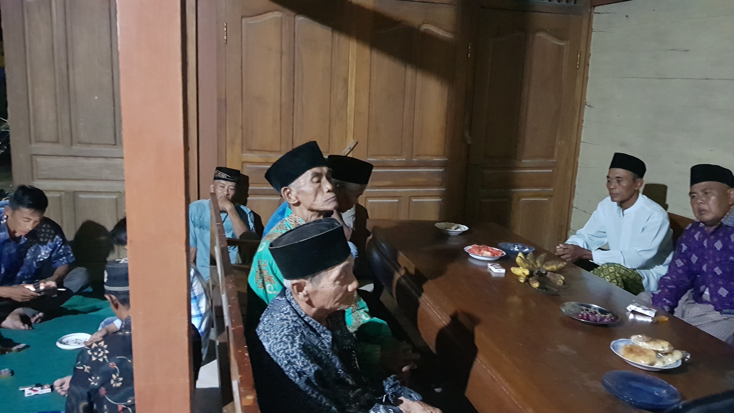 Foto keluarga besar
